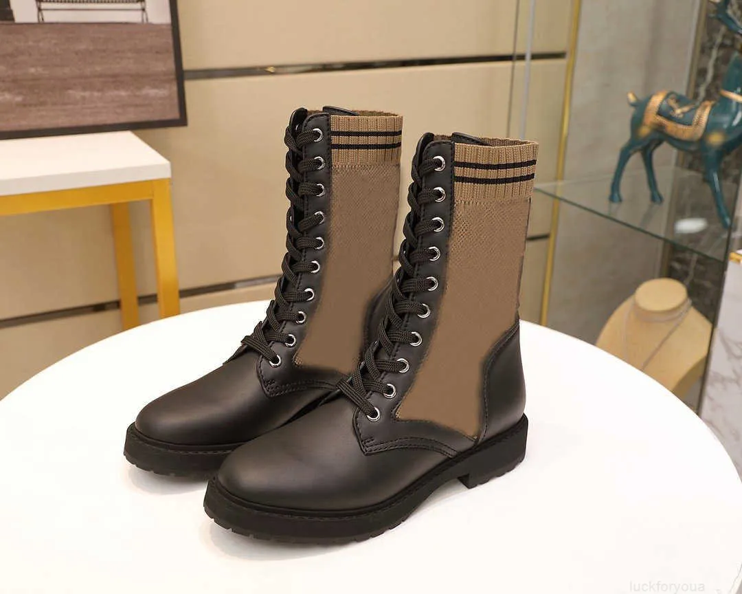 2023 الفاخرة مصمم النساء روكوكو حذاء أسود جلد السائق مع تمتد النسيج سيدة القتالية الكاحل التمهيد المطاط الوحيد جورب أحذية رياضية