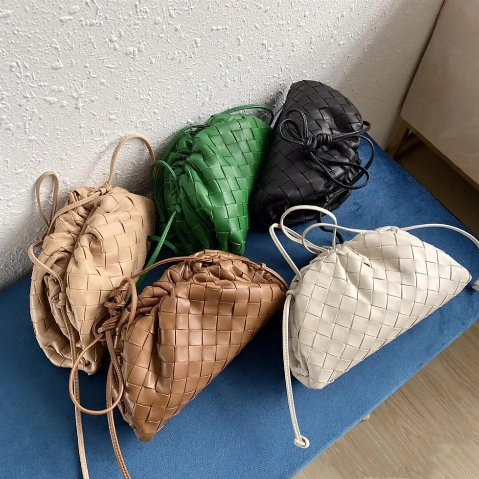 Kvinnors väska dumpling axelväskor damer kväll koppling handväska ruched vävd fårskinn läder handväska hobo purses små tote Simple246c