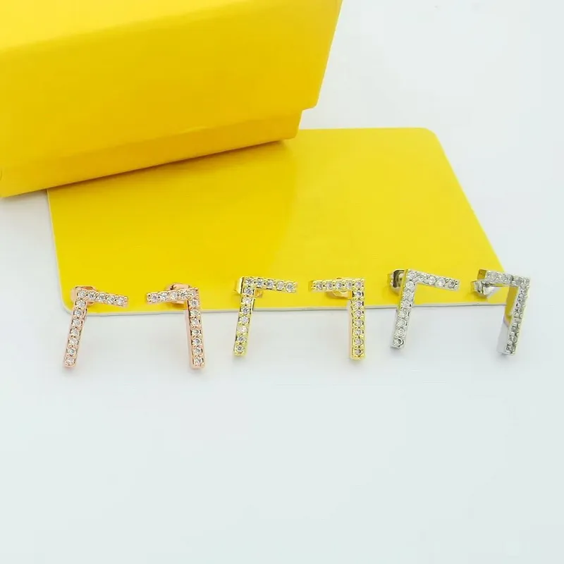 Europe America Fashion Style Stud Earrings Lady Women Gold/Silver/Rose Color Hardware Engraved Letter F Settings Square Diamond Earring