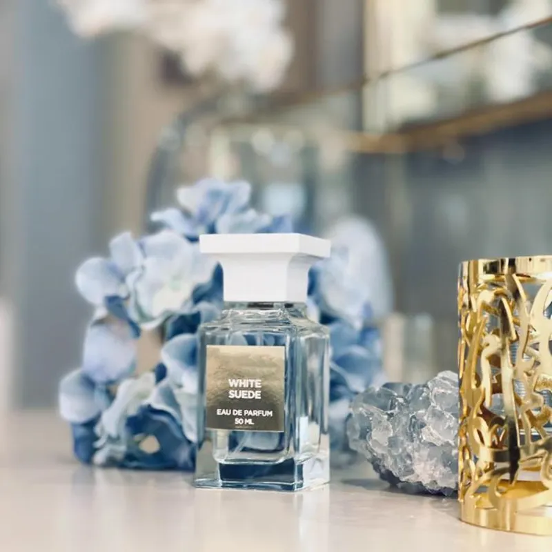 Luxe ontwerper Men Woman Designer parfum White Suede 100 ml 3.4fl.oz goede geur langdurige geurende geur hoge versiekwaliteit snel schip