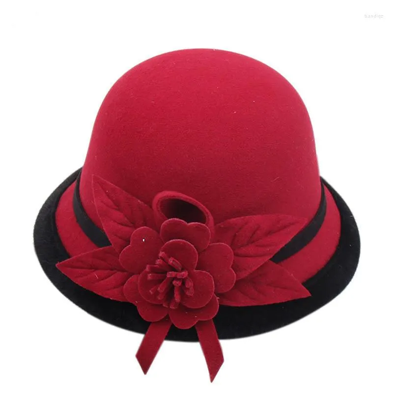 Berets Female's 3D Floral Fedora Hat Woolen Retro Autumn And Winter Women Dome Casual Mother Bucket