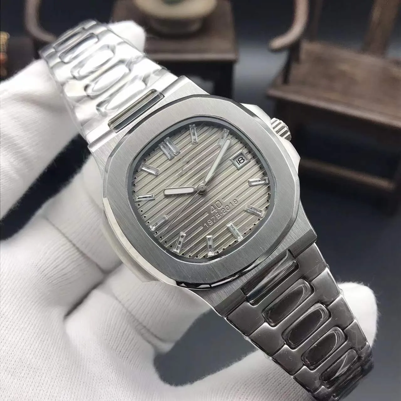 남성 디자이너 시계 시계 자동 기계식 시계 다이아몬드 크기 40mm 가죽 스테인리스 스틸 브레이슬릿 사파이어 유리 방수 Moissanite 시계