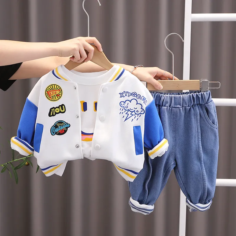 Mode barnkläder sätter 3st vår baby pojkar kläder set huva kappa långärmad t-shirt byxor kostymer 1-5 år