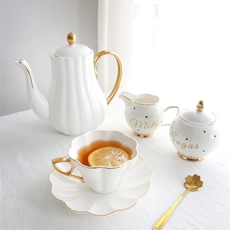 Fincan tabakları beyaz çay fincanı yemek kaşık çömlekçilik şeker kap phnom penh seramik kahve fincanı ve tabak seti çiçek öğleden sonra takım elbise 221101