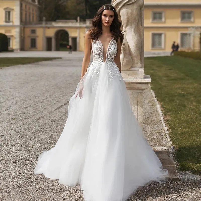 2023 blanc turc une ligne robes de mariée dubaï arabe longue sangle robes de mariée perlée cristal robe de mariée moyen-orient nouveau