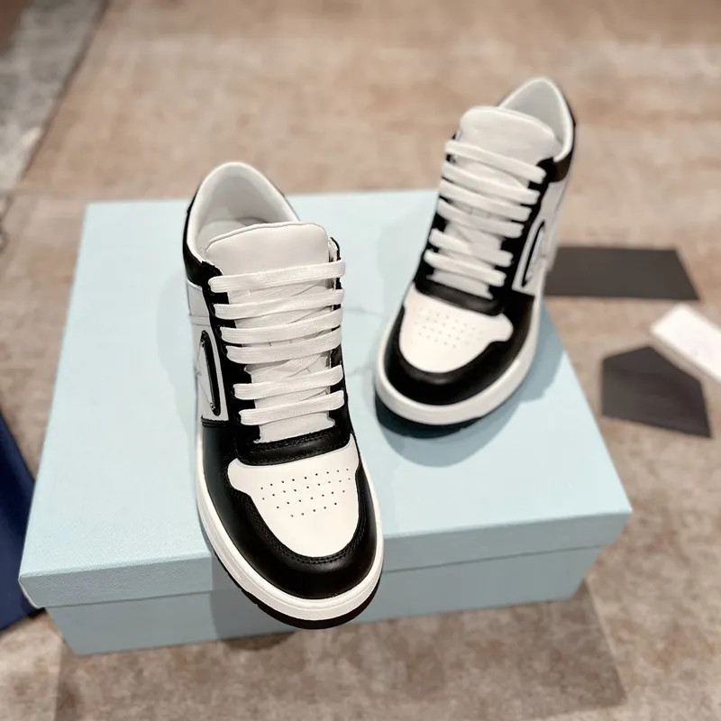 Womens Leather Chunky Heel Sneakers With Thick Platform Sole For