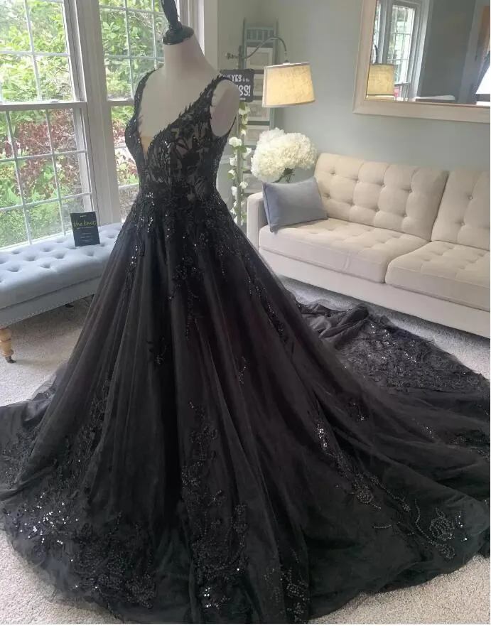 Gothic Wedding Black Dresses Gowns With Straps V Neck Lace-Up Back Sequined Lace Tulle Non White Vintage Bride Dress intage