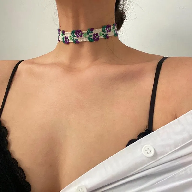 Charker Vogallery Romântico Violet Colar curto Chokers Mulheres Bordando jóias de moda de moda de moda sexy Club Party Acessórios