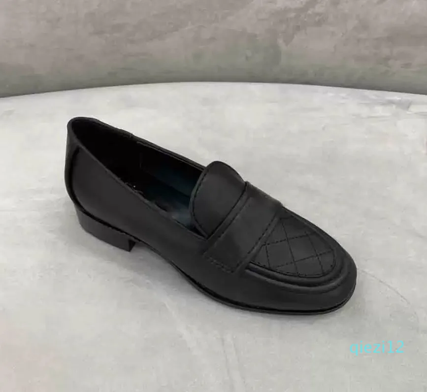 Платье обуви повседневная обувь мода Loafer Spring Luxury 2021 ER Loafers Spring