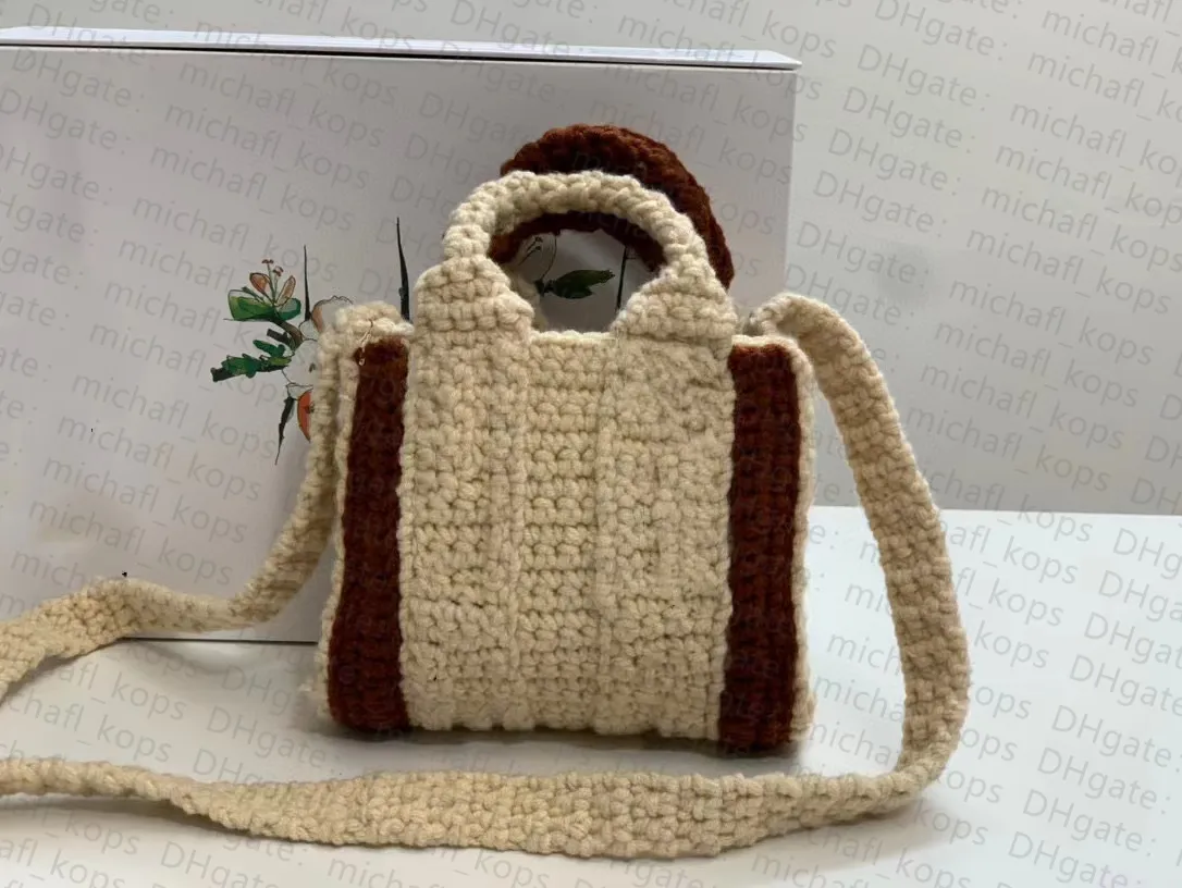 Borsa da donna intrecciata alla moda Mini borsa Tote fatta a mano pura borsa a tracolla ufficiale di marca di lusso a strisce originali di grande capacità