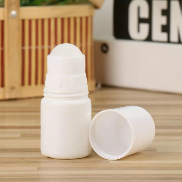 30ml 50ml 100ml Rotolo di plastica bianca su bottiglia Bottiglia di deodorante ricaricabile Bottiglie di profumo di olio essenziale Contenitori cosmetici personali fai da te SN59