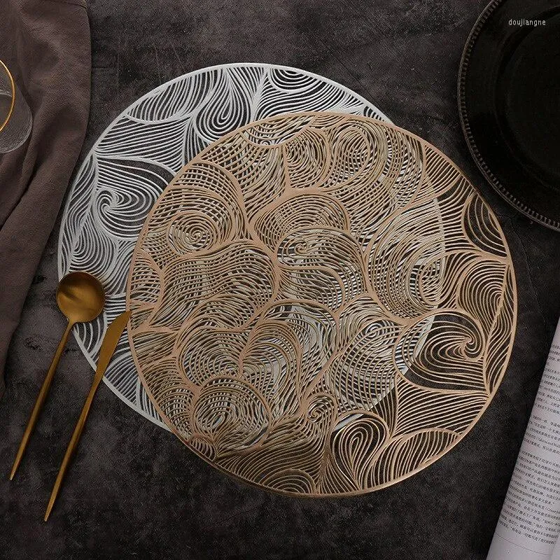 Table Mats Hollow Clouds Oil Resistant Non-slip Kitchen Placemat Insulation Pad Dish Coffee Cup Mat Home Decor