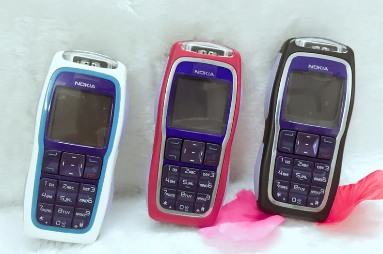 Nokia 3220 Rouge Hors Service - Pour Pièces Détachées - Sans Batterie Ni Chargeur