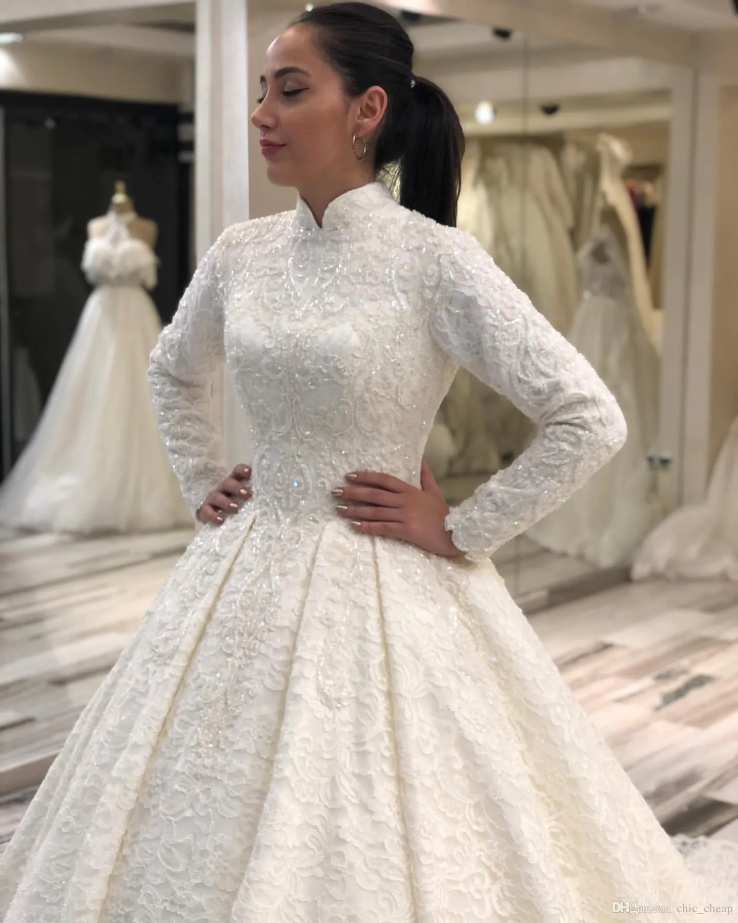 2023 Muslim Luxury Sparkly Ballgown Wedding Dress With High Neck