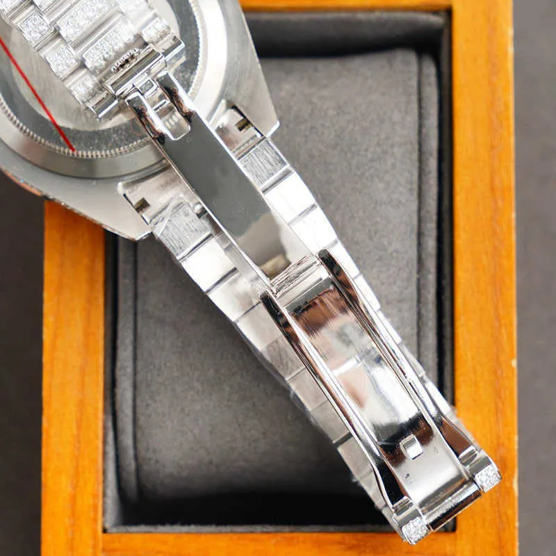 Armbanduhren Armbanduhren Diamantuhr Automatische mechanische Herrenuhr 42 mm Saphir-Edelstahlgehäuse Leben wasserdicht Montre De Luxe Herrengeschäft