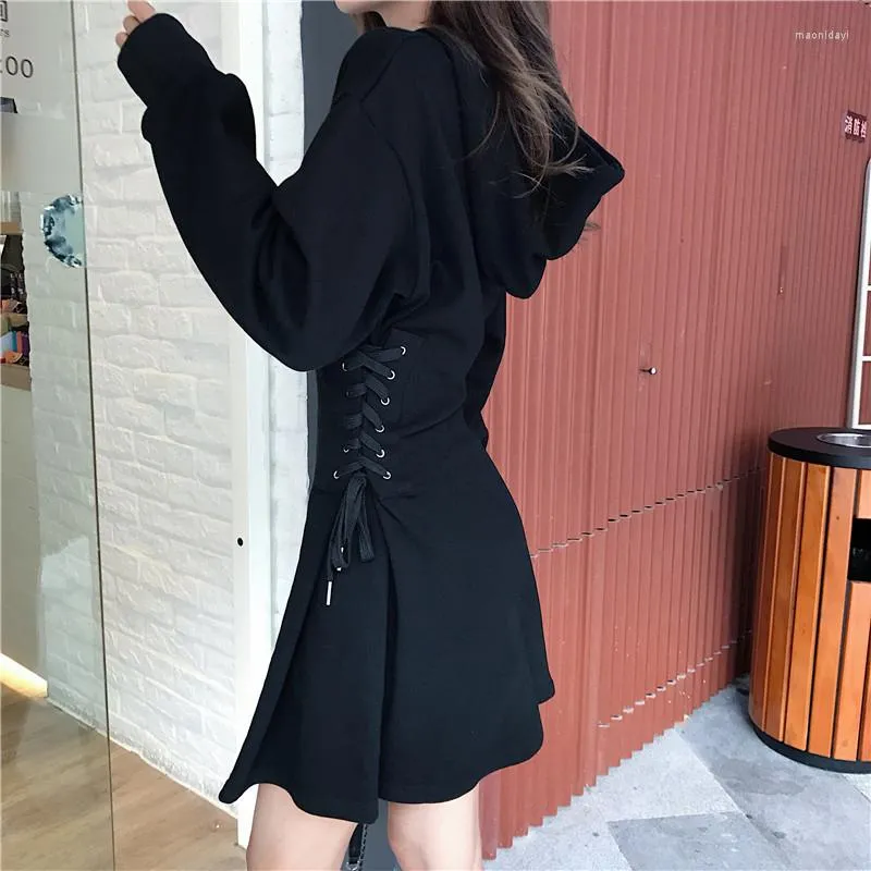 Casual jurken Spring Hooded Jurk Women Lace Up Taille Slim Zwart Gotisch Vrouw Korte Mini Harajuku Streetwear Vestidos