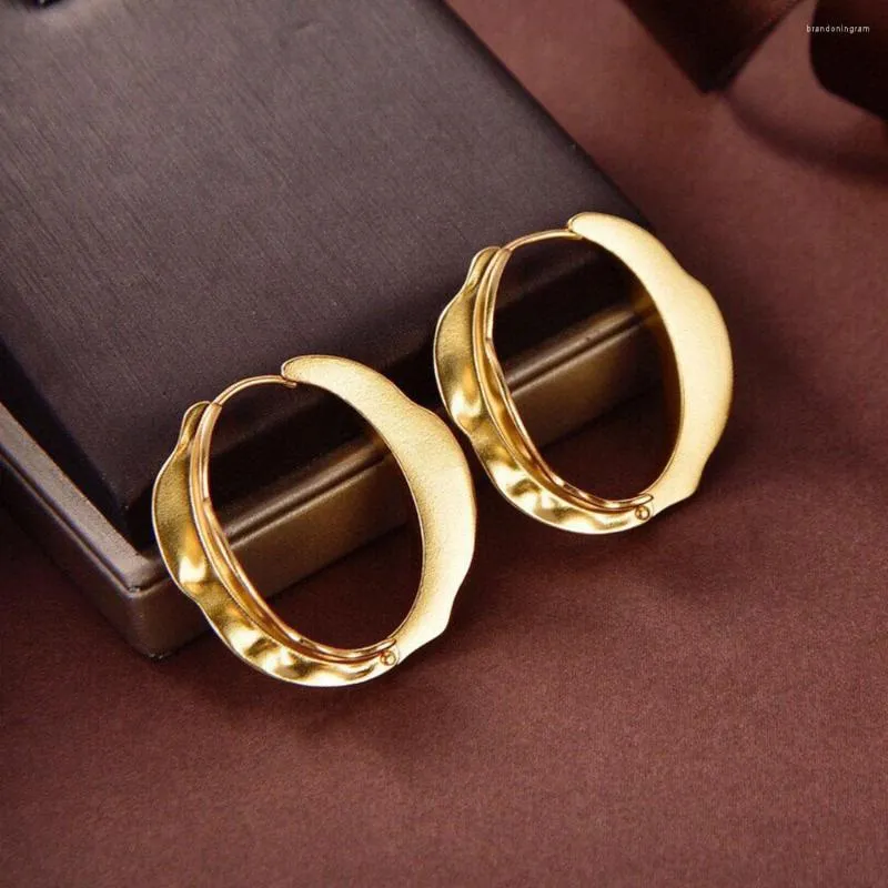 Hoop Earrings Fashion Simple Women Vintage Gold Twist 2022 Runway Design Sense Jewelry Wedding Party Accessories