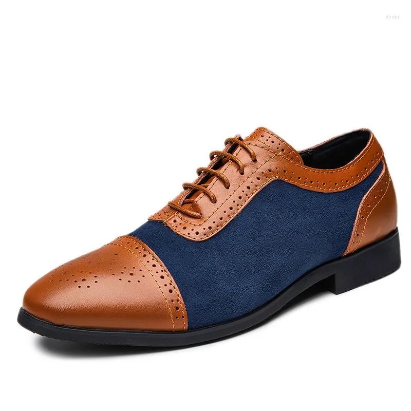 Chaussures habill￩es classiques masculins en cuir oxford pour les brogues formels plus taille 38-48 sapato social
