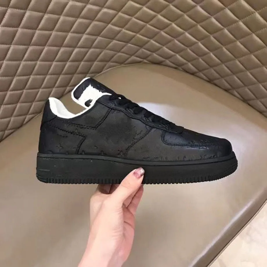 Scarpe firmate di lusso di alta qualità sneakers casual Pelle di vitello traspirante con suola in gomma impreziosita da fiori molto bella asdasdawsdawsdasdawd