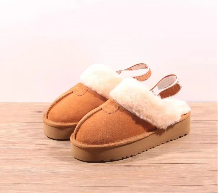 Les femmes de créateurs augmentent la neige Chaussons d'intérieur Peau de mouton douce et confortable pour garder l'hiver Pantoufles chaudes Bottes en peluche Chaussons en peluche Fille Belle NJL