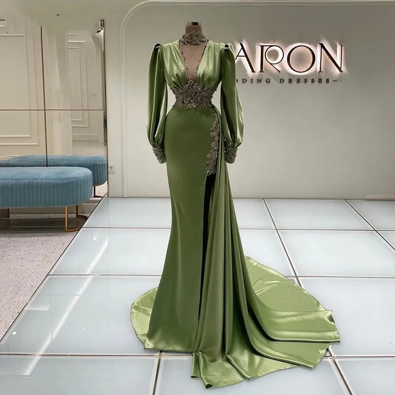 Style Prom Arabe Meramid Robes De Soirée 2023 Sage Vert Satin Sexy Col En V Manches Longues Fente Latérale Soirée Ocn Robes Robes De Festa estidos