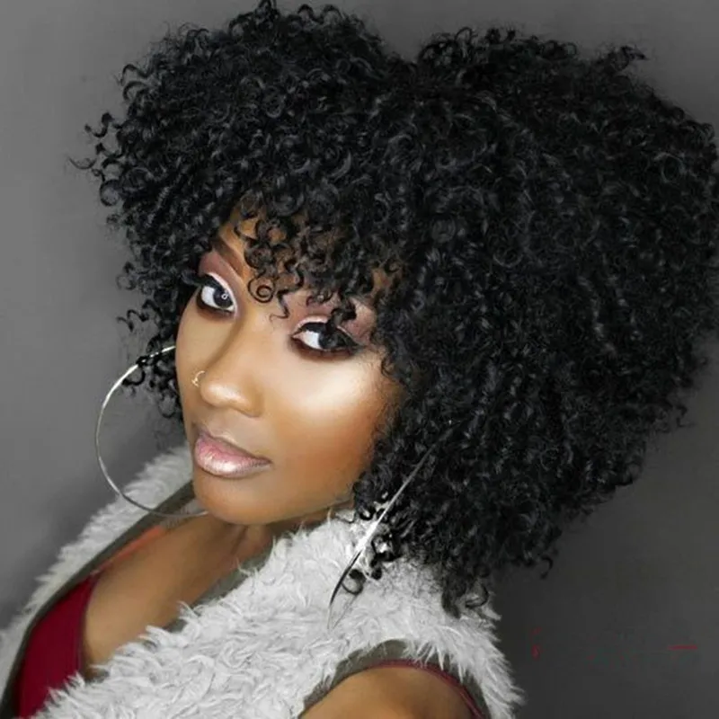 Afro Kinky Curly Wig cheveux humains avec une frange coupe de lutin effilé Machine Made Scalp Top Wig courte couverture complète perruques