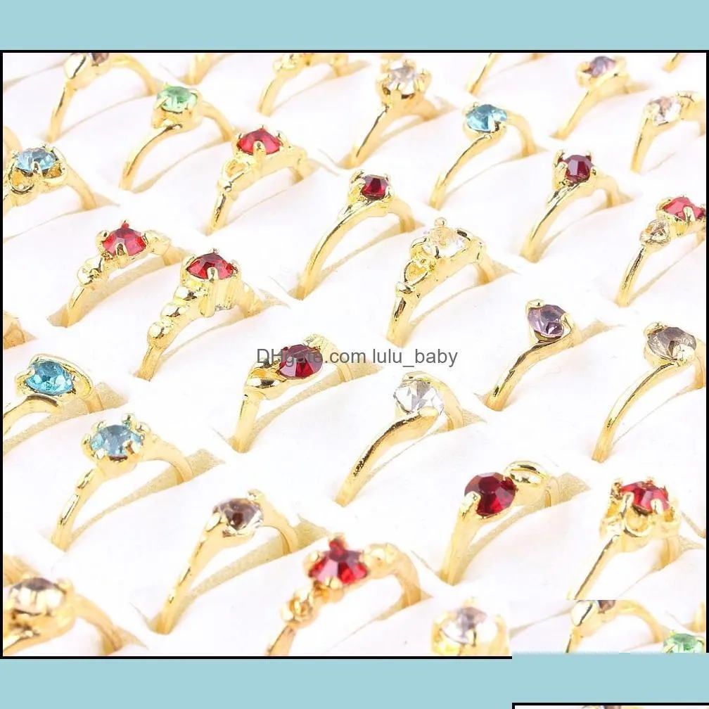 Anelli di banda Anelli di band Gioielli Lotti all'ingrosso 50pcs Crystal Rhinestone Gold Color Domenne Ringgizione Regalo Regalo Regalo Fashioni D Otisj