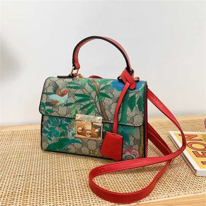 Fashion women's summer new texture small square trend sling single Shoulder Messenger Bag printed PU bag
