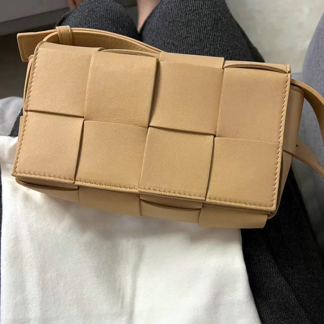 Klasyczna klapa CASSETTE tkana kaseta botega Paski na ramię Crossbody Torby pochette belt chest bum tote Damskie Luksusowe Projektanci skórzana Paski torebka męska