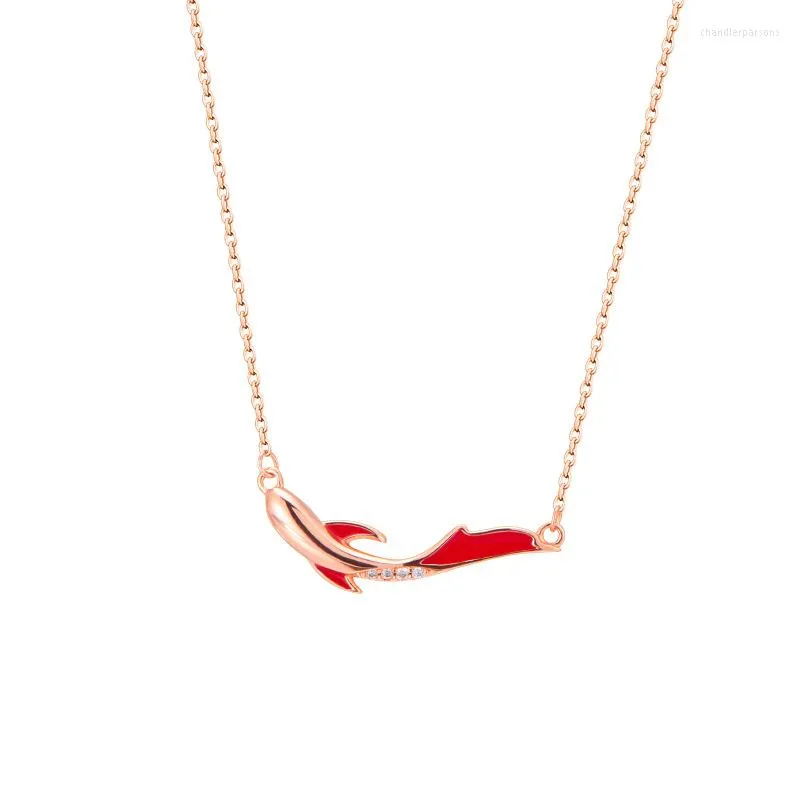 Kettingen S925 Sterling Silver Koi ketting Dames luxe kleine menigte Design Sense Karp Email Hanghangende nekhaan kraagketen