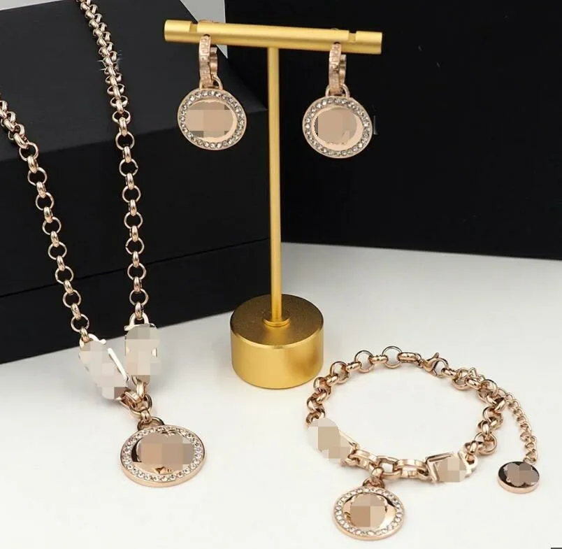 Classic Rose Gold Necklaces Bracelet Earring Set Banshee Medusa Portrait With Rhinestone 18K Gold Plated New Designed Designer Jewelry Women birthday Gift 2022