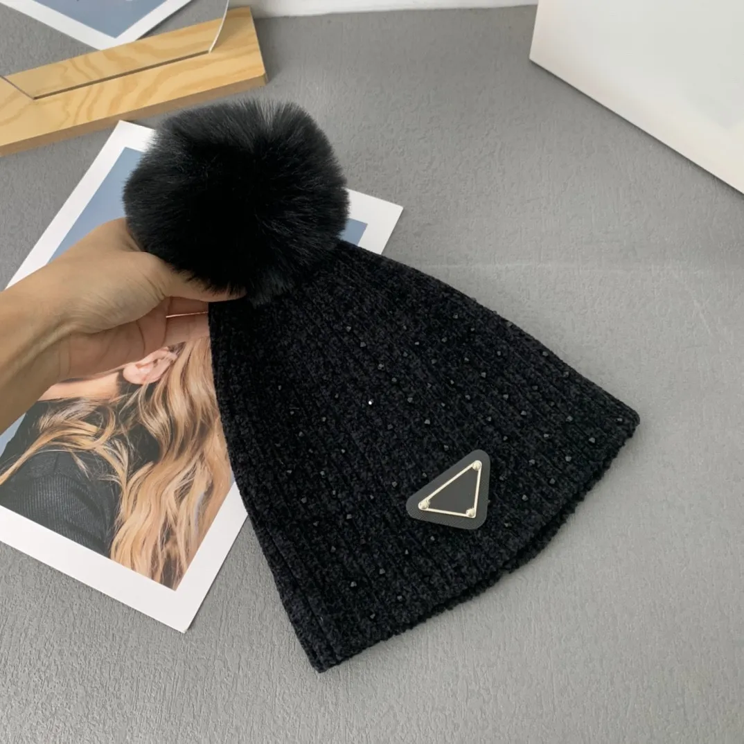 All-Match Triangle Mark Dome Sticked Hat Casual Japanese Wood Sticked Hats Sticked Cap Women's Hair Ball Earmuffs Caps