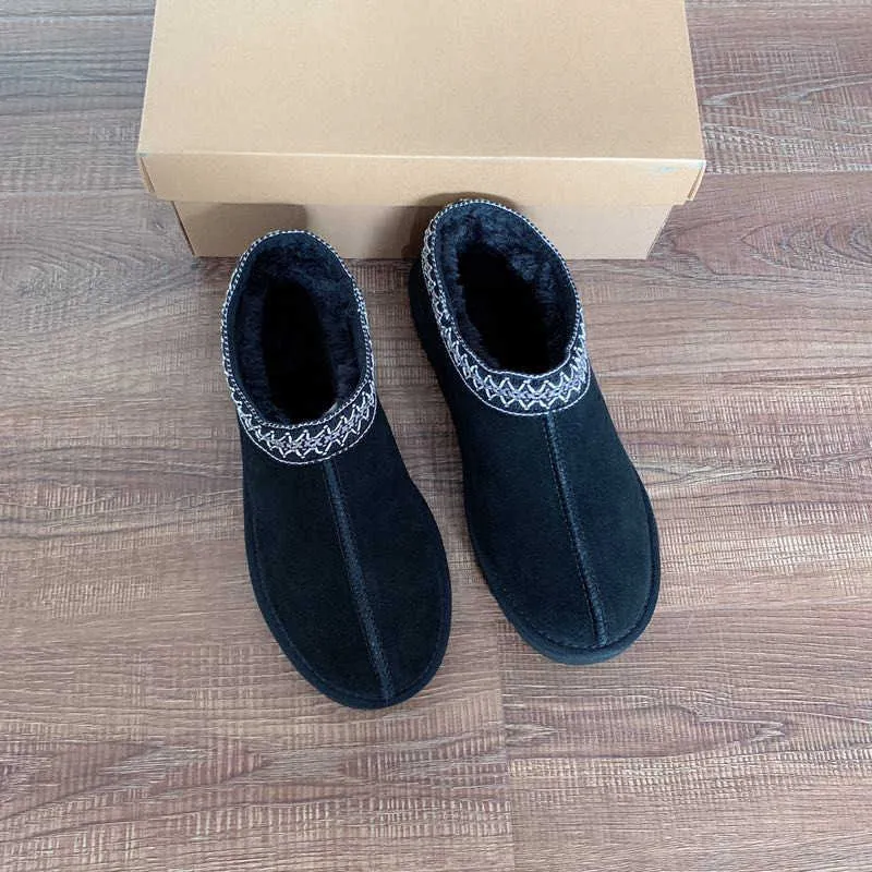 2022 Women Tasman Slipper Braid Comfy Australia Booties Suede Sheepskin Fur Lined Slides Winter Shoes Black Chestnut Boots Platform Tazz Men Kid Children House Shoe