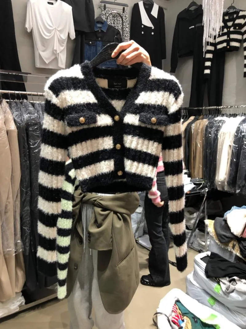 Women's Knits Cropped Black White Striped Knitted Cardigan Vintage Jacket Pull Y2k Clothes Autumn Winter Sweaters For Women High Street