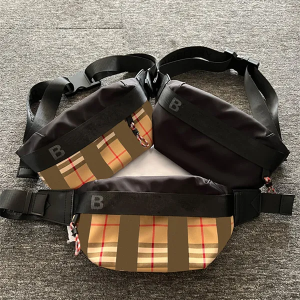 Burberry belt purse sales