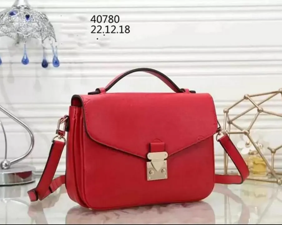 2022 WOMEN Evening Bag Cross Body Wallets Leather Patchwork New Men handbag shoulder bags designer handbags fashion bag wallet phone bao H0555