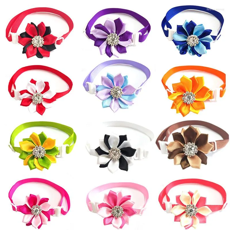Dog Apparel 30/50pcs Small Shiny Crystal Flower Bowties Pet Products Collar Cat Puppy Neckties Grooming Accessories