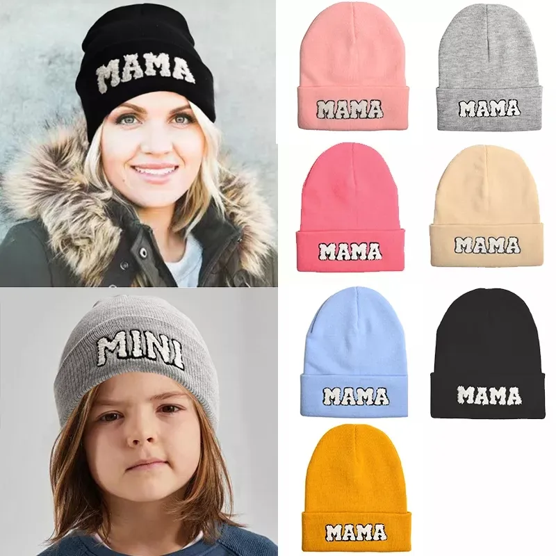 Nieuwe winter Mama Letter Mini Wool Acryl Gebreide petten Vrouwen Solid Color Skullies Beanies Hip Hop Outdoor Warm voor Girl Gift Ski Hat