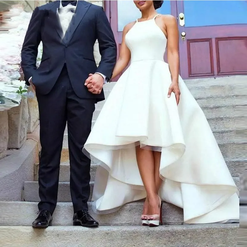 Abiti da sposa semplici alti e bassi senza spalline Abiti da sposa da spiaggia in avorio bianco Corto davanti lungo dietro Vestidos De Novia Abito formale