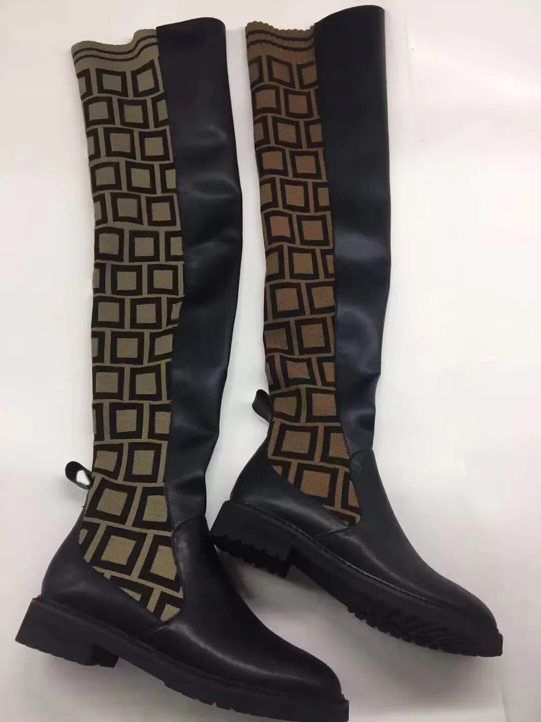 Bottes de chaussettes pour femmes d'hiver automobile