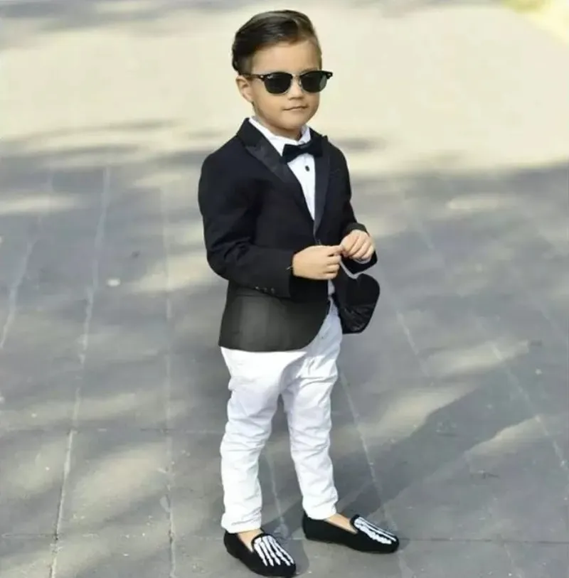 Chłopięcy garnitury Dzieci Formalne noszenie szczupłego szczytu Lapel One Button Fit Boy's Tuxedo Set Set Pants Kurtka