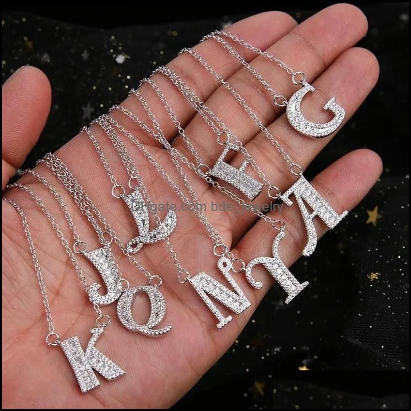 Colares de pingentes de colares pendentes de letras iniciais personalizadas Cadeia pingentes de zirc￣o feminino j￳ias de hip hop com ouro cubano de cor dourado dhfdc