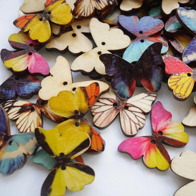 Pärlor 50st blandade träfjärilar Knappar Diy Craft Tygdekoration Syhål Utsmyckning Skrapbokning Smycken Makan