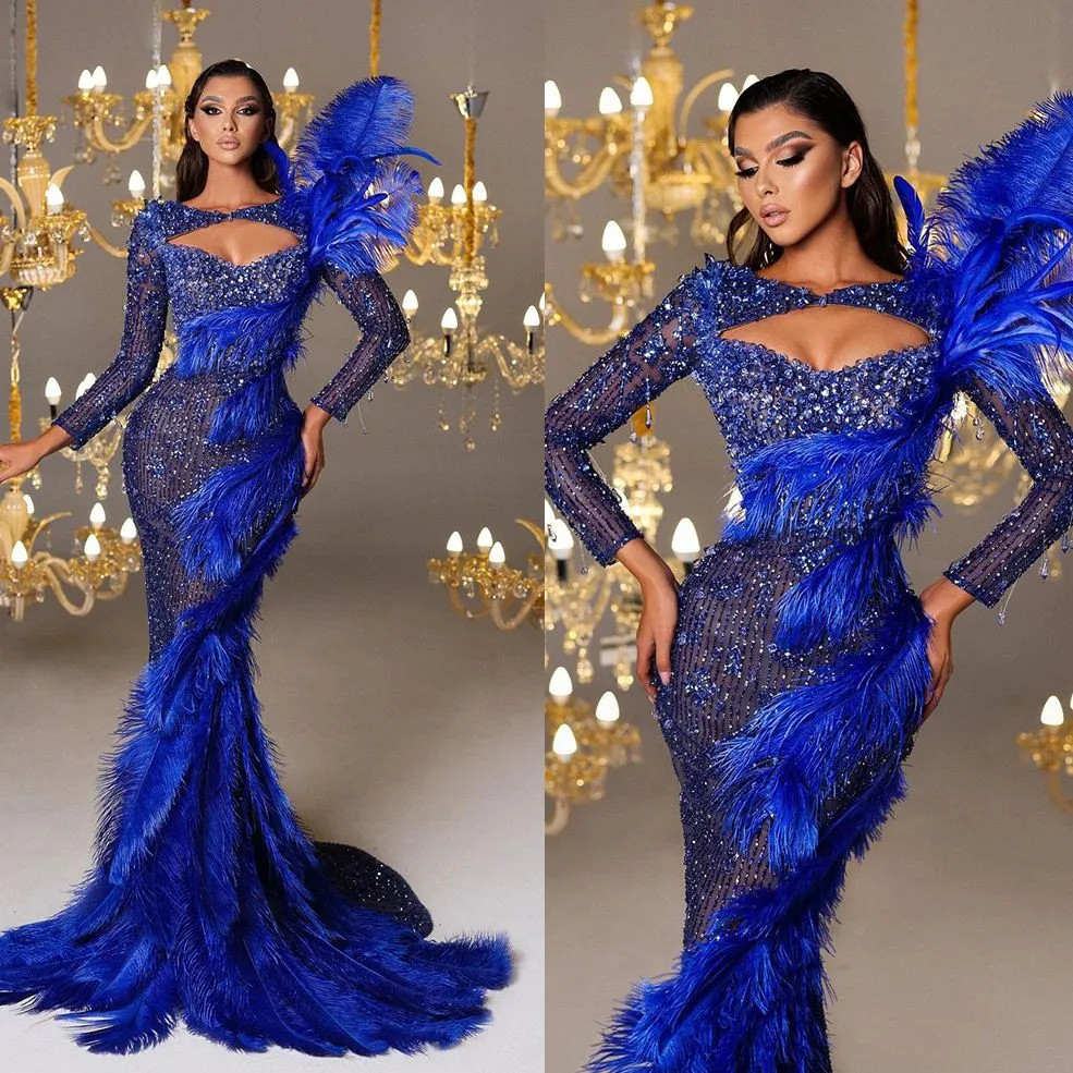 Vestidos de noite de penas luxuosas Abiye Arabic Moldes Rounos de baile azul royal