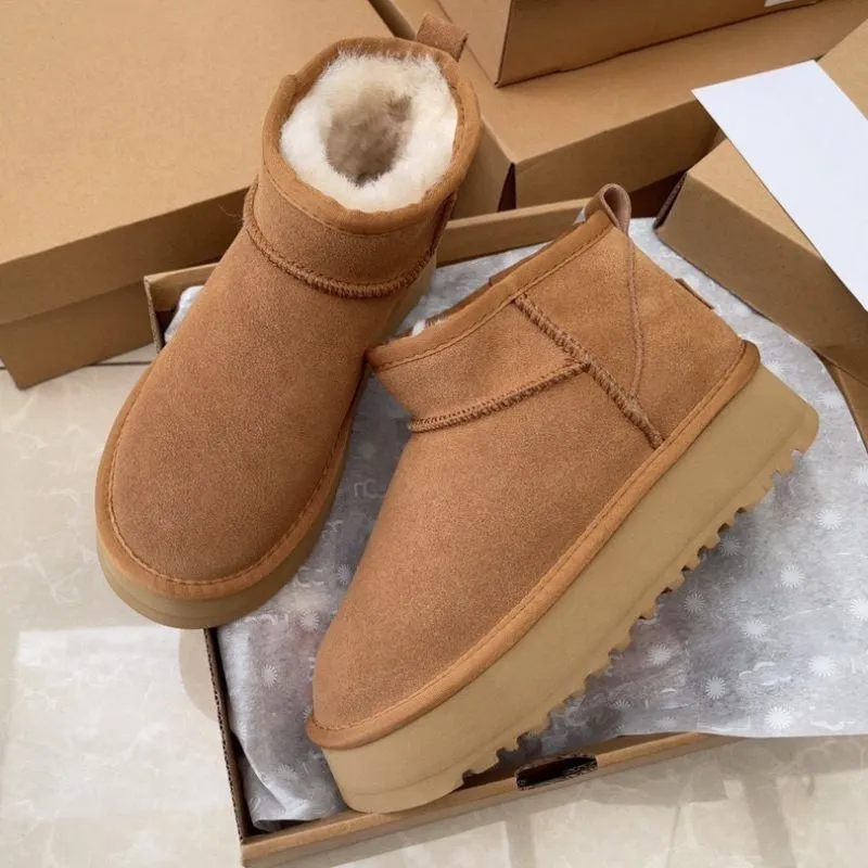 Ultra Mini Platform Boot Designer Kvinna Vinter Ankel Australien Sand Mustard Seed Snow Ugglie Boots Sheepskin Cowskin Australian Winter Warm Tasman Tazz Fur Booties