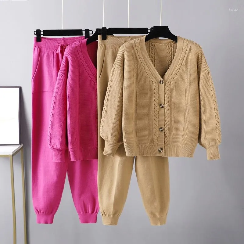Женские штаны с двумя частями 2022 Женские осенние свитер Костюма V-образные кардиганы с зимними теплыми сетами.