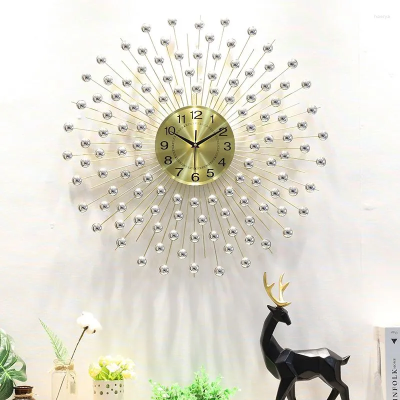 Orologi da parete Oro Grande Home Decor Design moderno Metal Silnet Orologi Decorazione soggiorno Zegar Scienny Gift