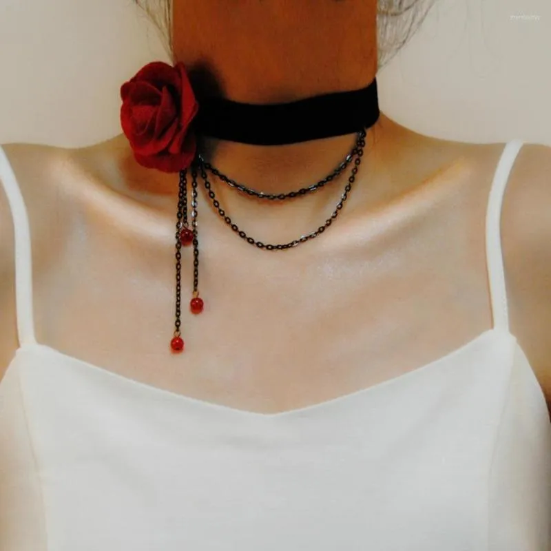 Collier gothique en dentelle noire pour femmes, ras du cou, Sexy, fleur rouge, victorien, bijoux Steampunk, vente de bijoux