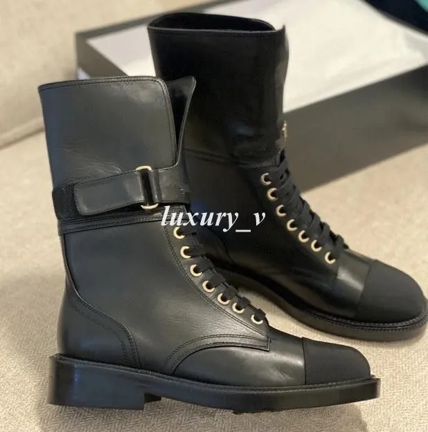 Designer Women Boots Metallic Buckle Boot Autumn Winter Black Leather Booties New Thick-heeled Tie-in Short Tube Fashion Ladies Half Boots With Box