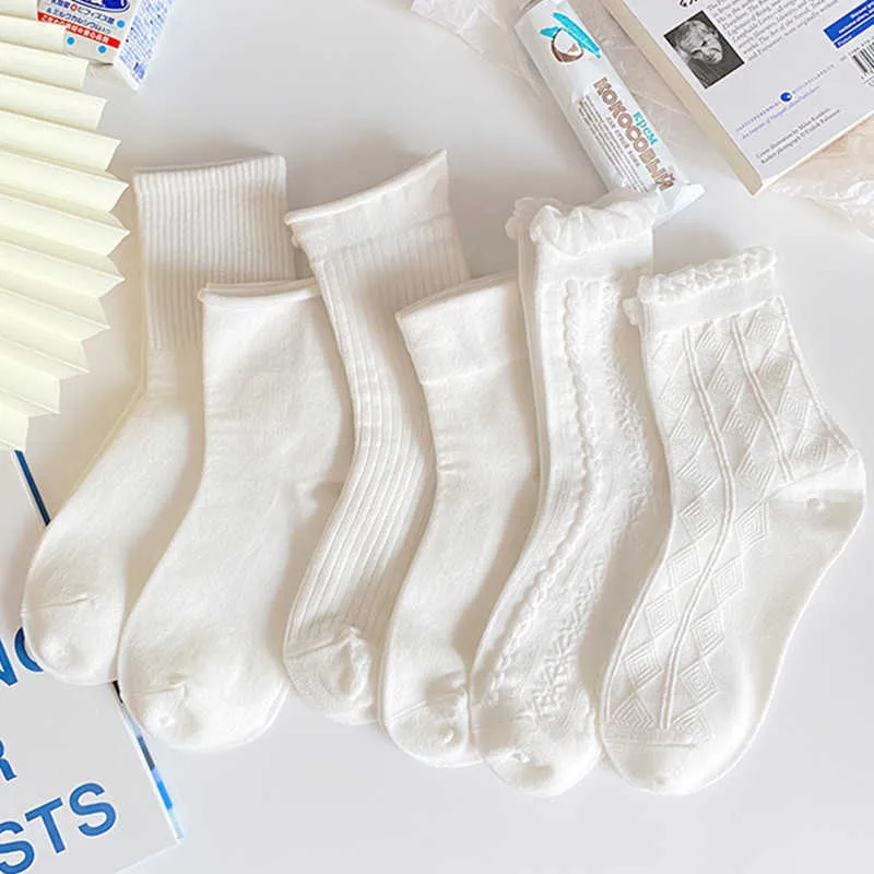 Socks Hosiery Lolita Women White Black Heart Bowknot Cotton Femme Sweet JK Frilly Ruffle Ankle Dress Calcetin Medias T221102